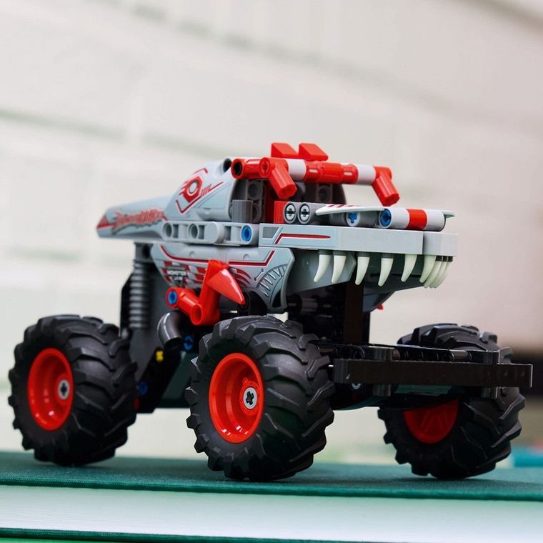 LEGO Technic, Monster Jam ThunderROARus cu motor cu arc, 42200