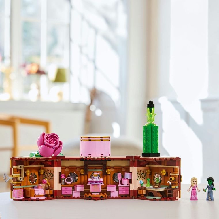 LEGO Wicked, Camera de camin a Glindei si a Elphabei, 75683