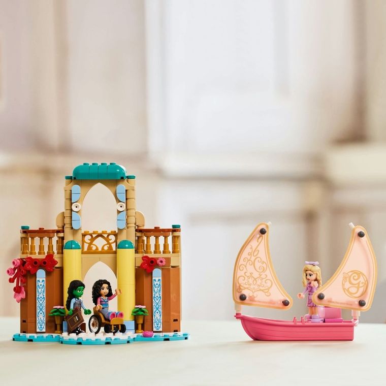 LEGO Wicked, Glinda, Elphaba si Nessarose la Universitatea Shiz, 75681