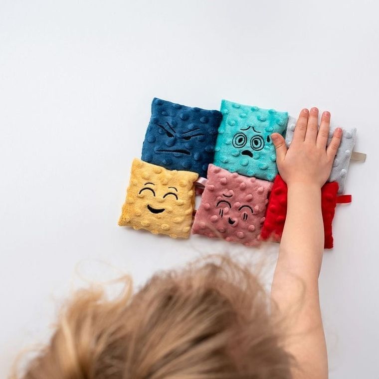 Mom's Care, Emotii, saculeti senzoriali