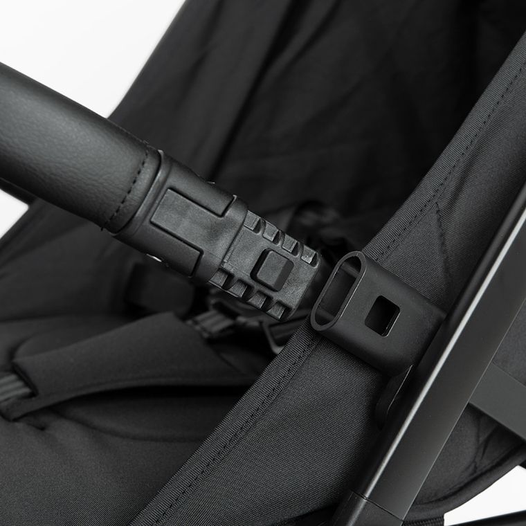 Smiki, Wind, carucior sport, negru