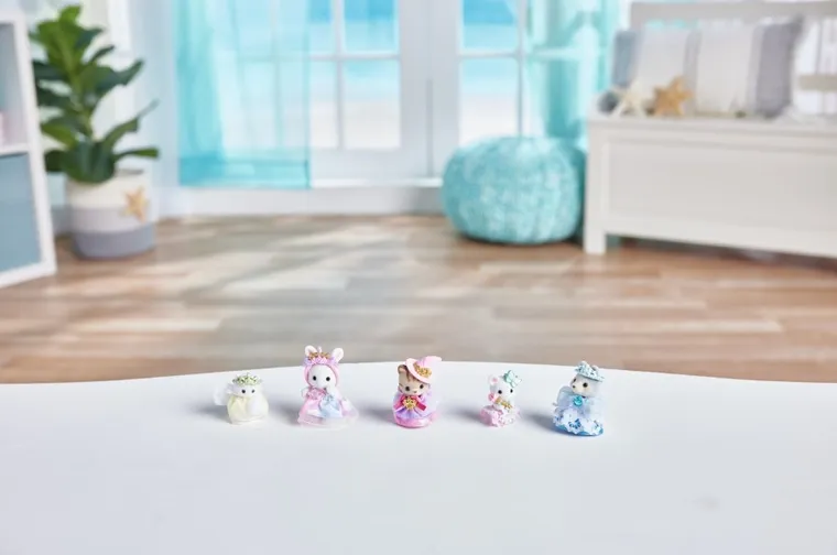 Sylvanian Families, Balul printeselor, set de figurine, 5703