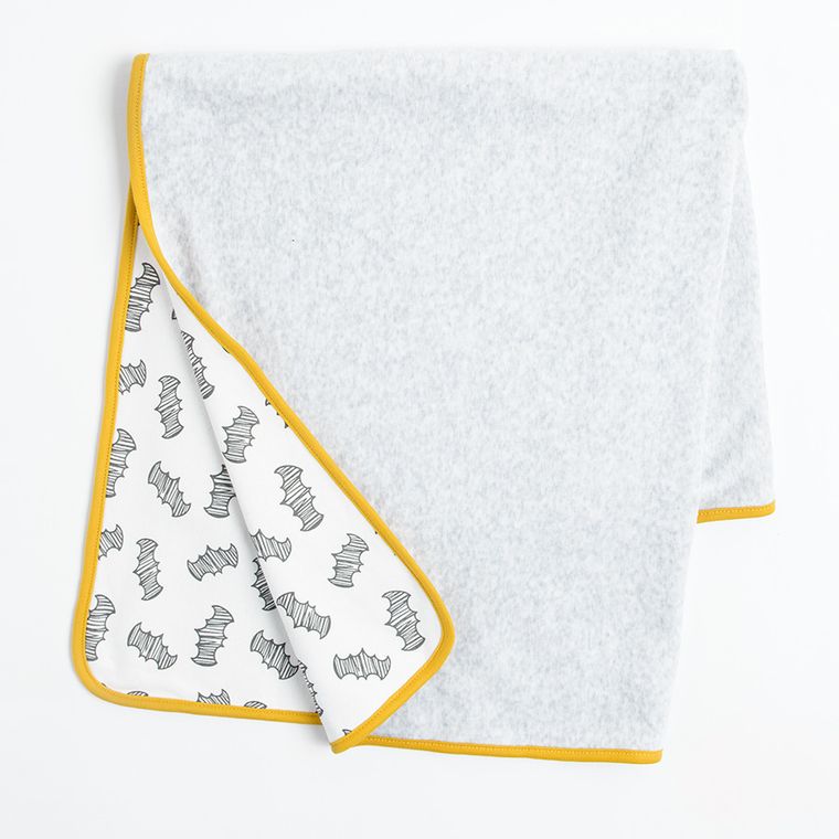 Cool Club, Set pentru copii, Body cu maneca scurta, Salopeta cu botosei, Pantaloni cu botosei, Caciula, Baveta, Patura, mix, imprimeu Batman