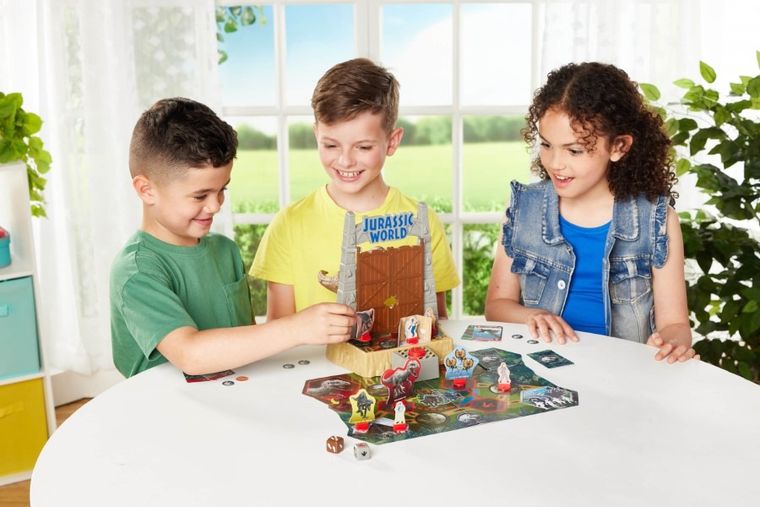 Jurassic World, Rex Panic, joc de familie