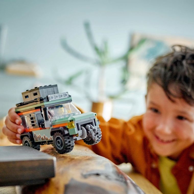 LEGO City, Camioneta 4-4 off-road, 60447