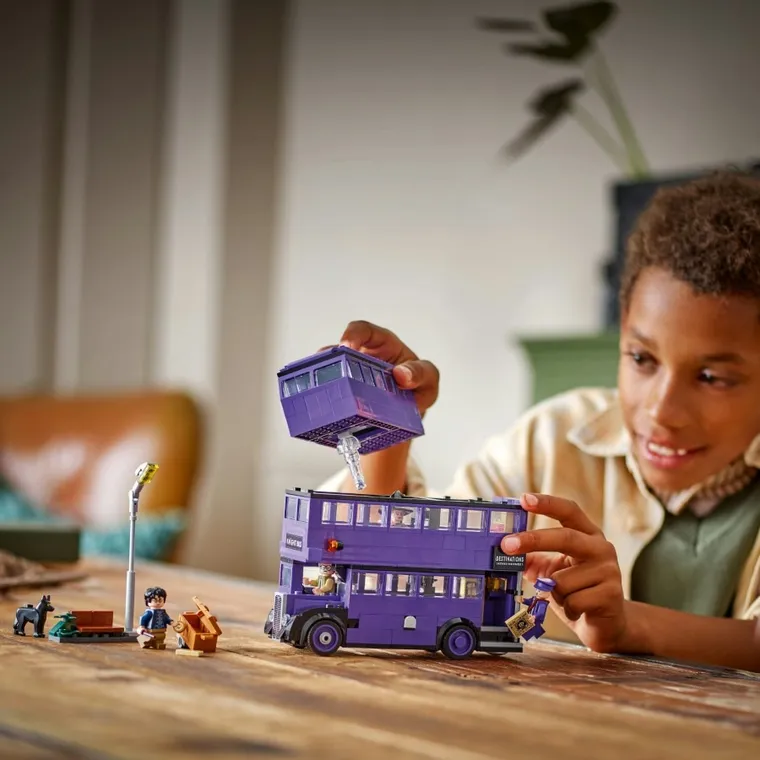 LEGO Harry Potter, Aventura cu Knight Bus, 76446