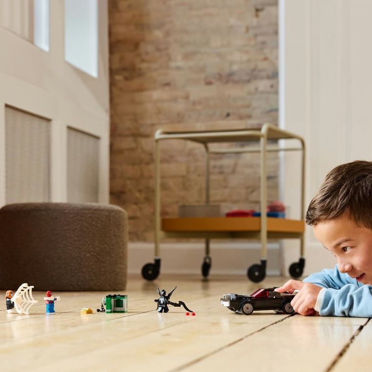 LEGO Marvel, Omul Paianjen vs. Masina fortoasa a lui Venom, 76309