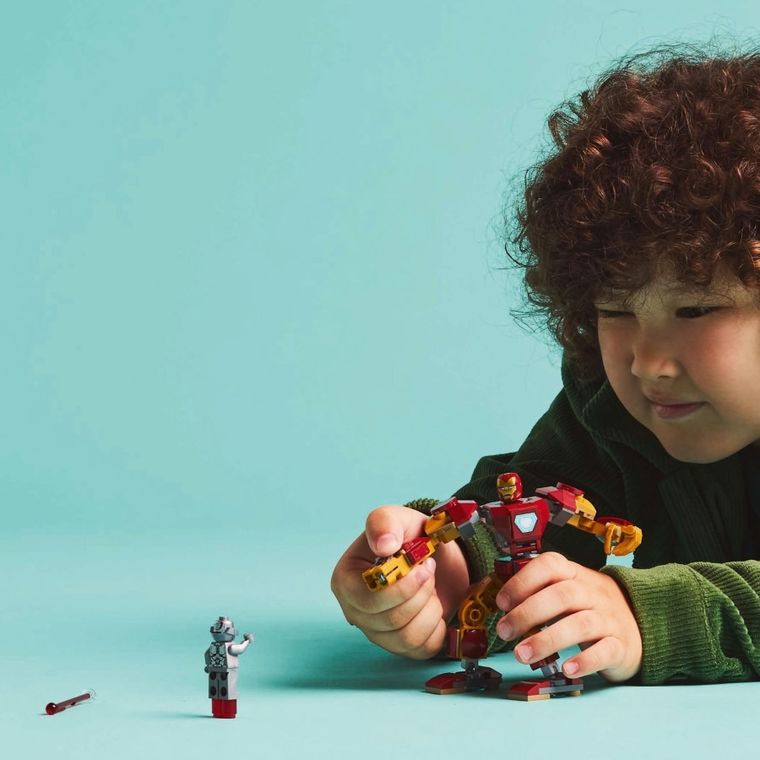 LEGO Marvel, Robotul Iron Man vs. Ultron, 76307