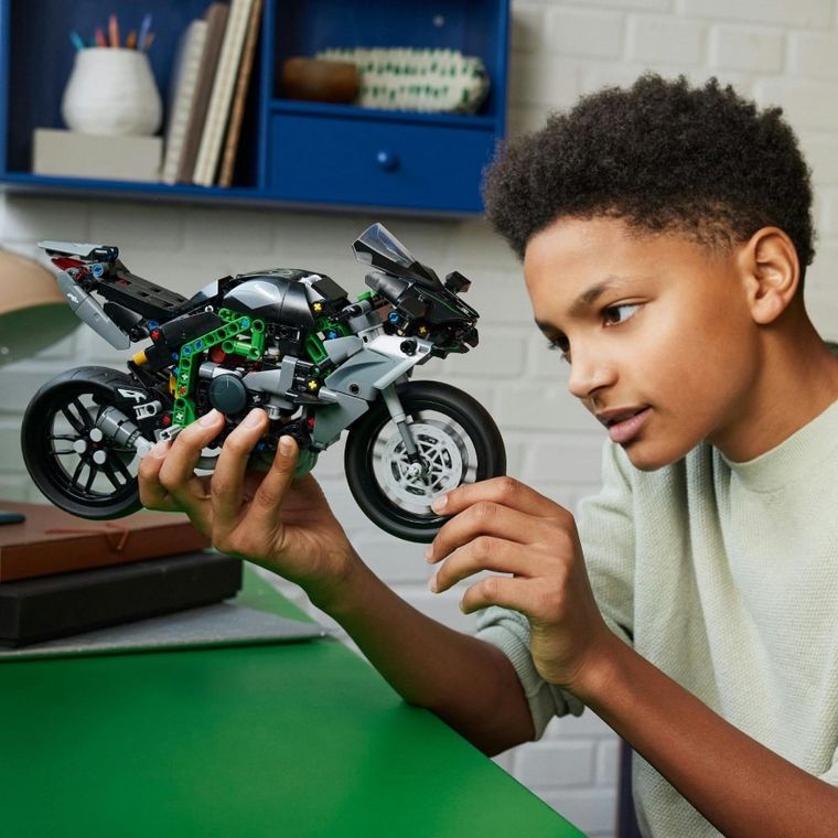 LEGO Technic, Motocicleta Kawasaki Ninja H2R, 42170