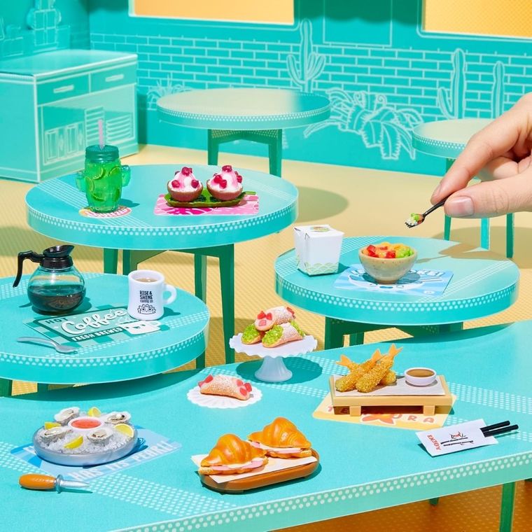 MGA's Miniverse, Make It Mini, Foods: Cafe, bila surpriza