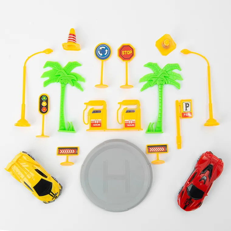 Smiki, pista de curse cu parcare si lift, set cu vehicule, 68 elemente