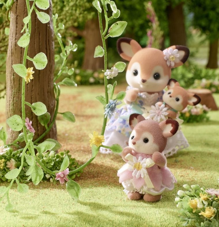 Sylvanian Families, Caprioare pe leaganul cu flori, set cu figurine, 5801