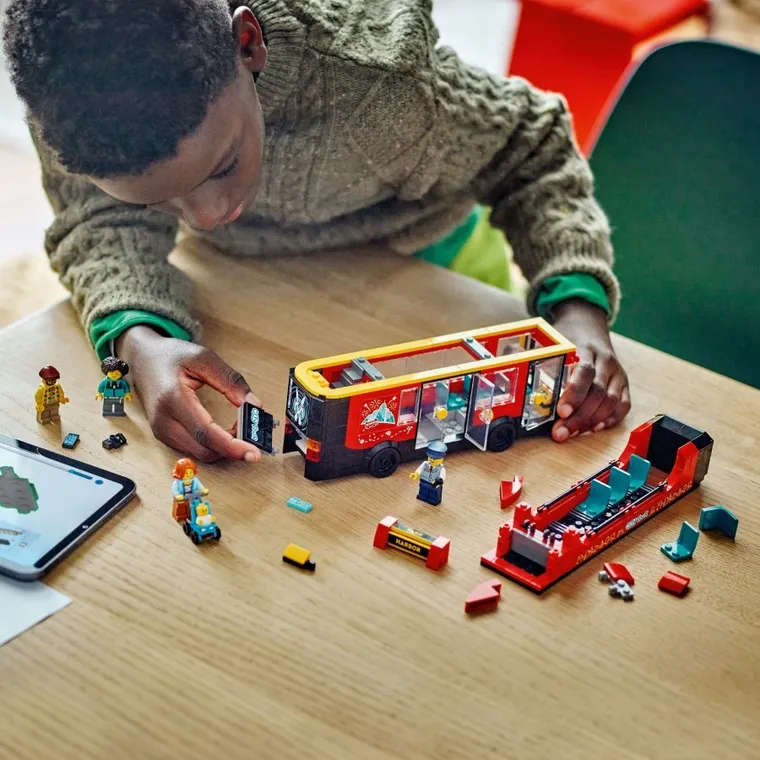 LEGO City, Autobuz turistic rosu cu etaj, 60407