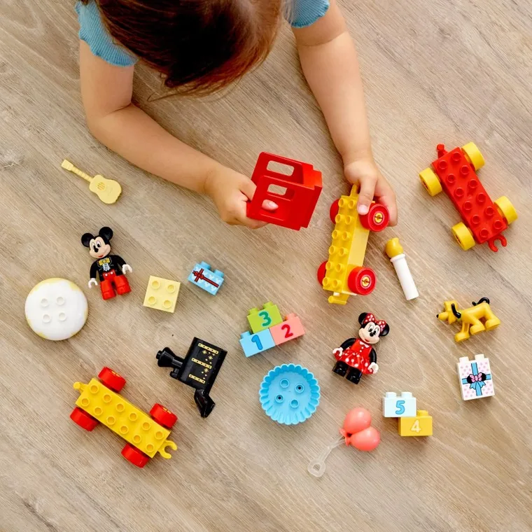 LEGO DUPLO Disney, Parada de ziua lui Mickey si Minnie, 10941