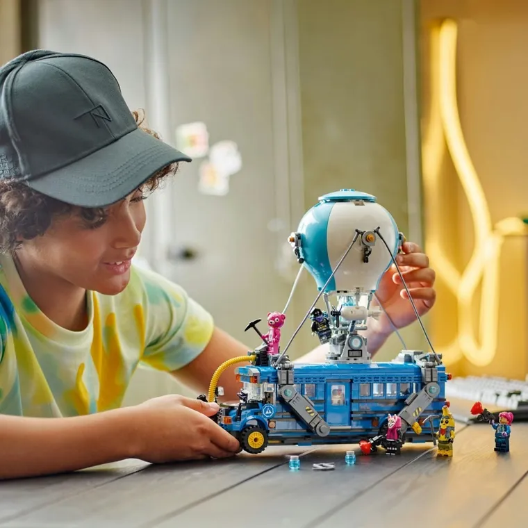 LEGO Fortnite, Battle Bus, 77073
