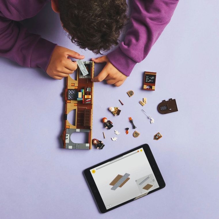 LEGO Harry Potter, Castelul Hogwarts: Ora de farmece, 76442