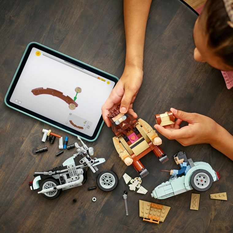 LEGO Harry Potter, Hagrid si Harry intr-o tura cu motocicleta, 76443