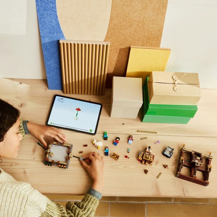 LEGO Minecraft, Ring de lupta la conacul din padure, 21272