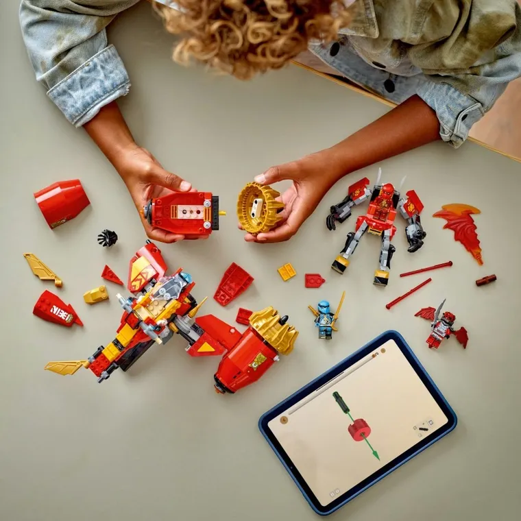 LEGO NINJAGO, Vehiculul-robot zburator al lui Kai, 71830