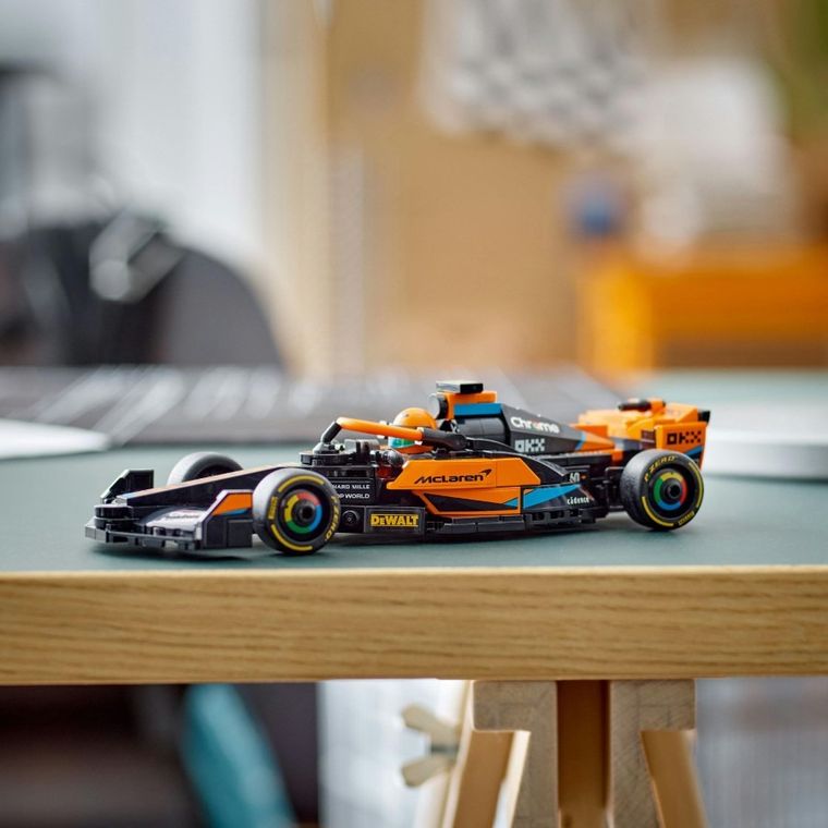 LEGO Speed Champions, Masina de curse McLaren de Formula 1 2023, 76919