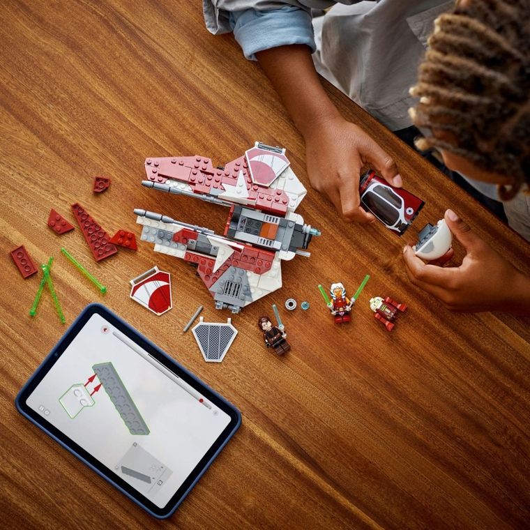 LEGO Star Wars, Nava Interceptor Jedi a lui Ahsoka, 75401