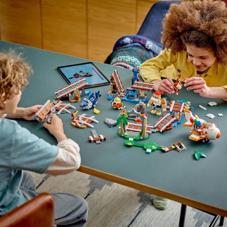 LEGO Super Mario, Set de extindere Plimbarea cu vagonetul minier a lui Diddy Kong, 71425