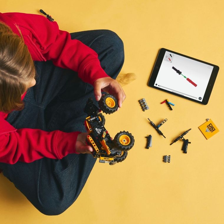 LEGO Technic, Monster Jam DIGatron cu motor cu arc, 42199