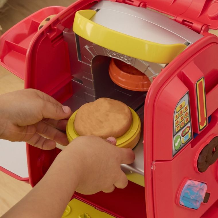 Play-Doh, Pizza delivery scooter, set creativ cu plastilina