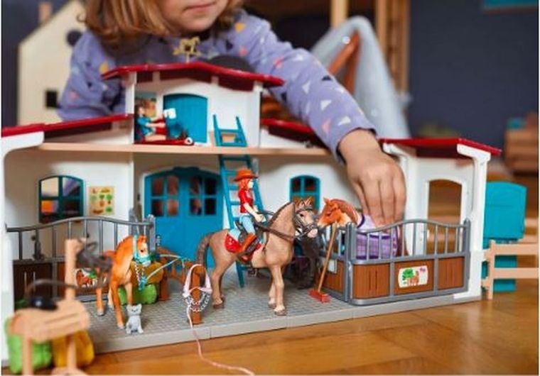 Schleich, Horse Club, Lakeside Horse Club, Centru de echitatie, set, 42567