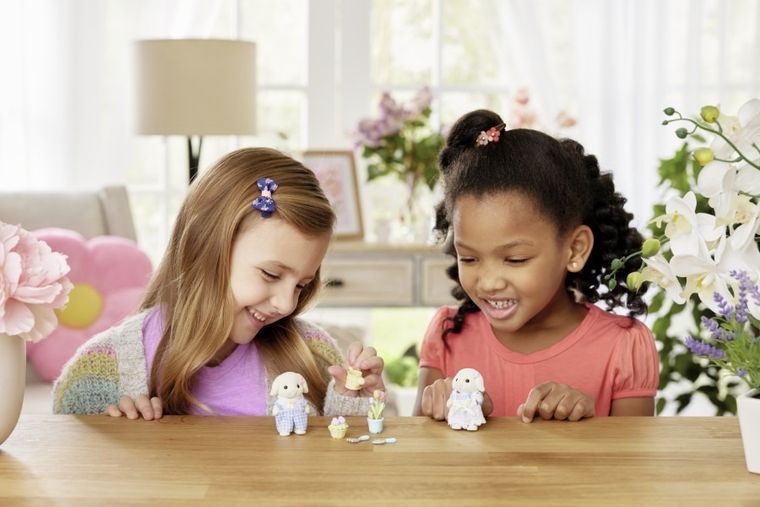 Sylvanian Families, Set de flori cu figurine, 5736