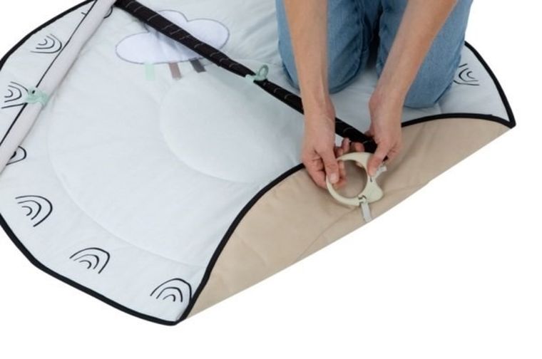 Tiny Love, Decor, saltea educativa de activitati cu arcade, alb-negru