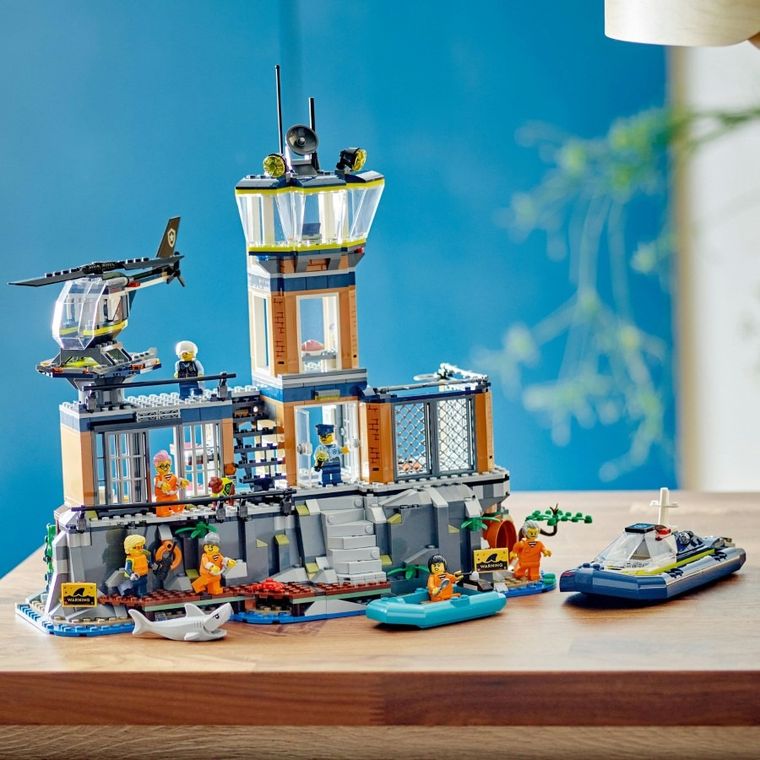 LEGO City, Insula-inchisoare, 60419