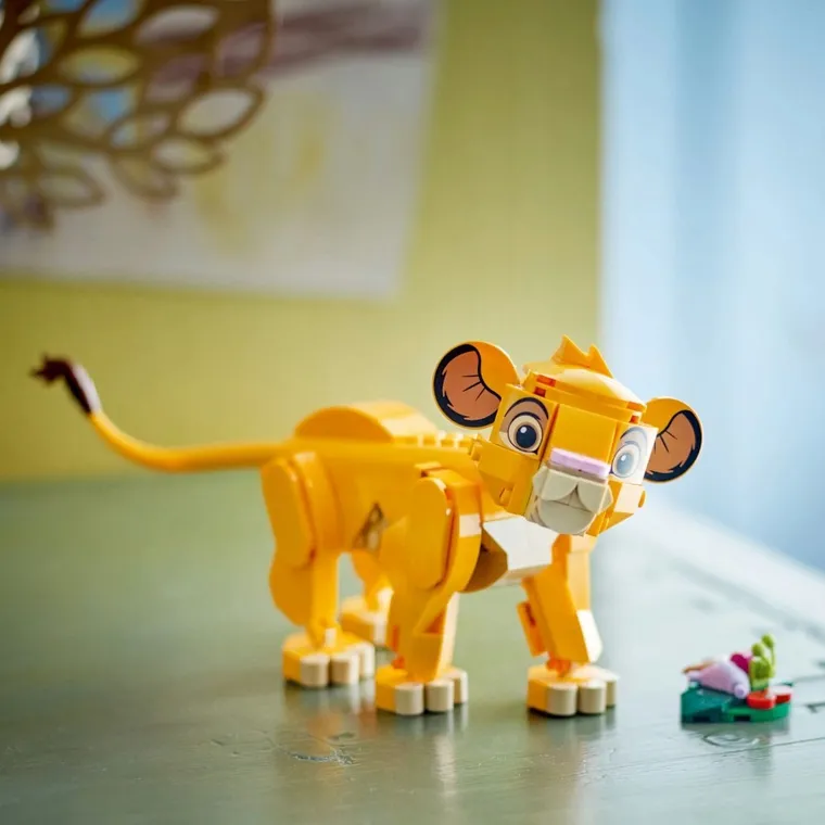 LEGO Disney, Puiul Simba, Regele Leu, 43243