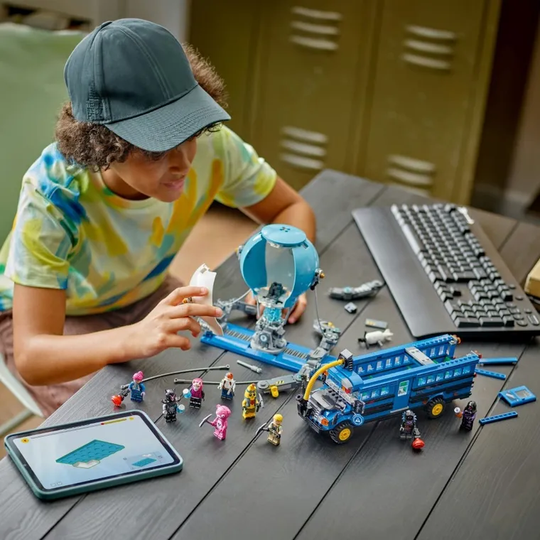 LEGO Fortnite, Battle Bus, 77073