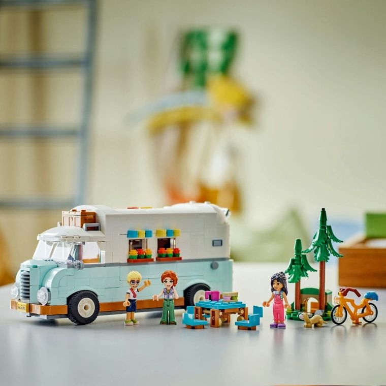 LEGO Friends, Aventura in rulota cu prietenii, 42663