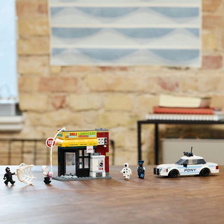 LEGO Marvel, Spider-Verse: Miles Morales vs. Spot, 76311