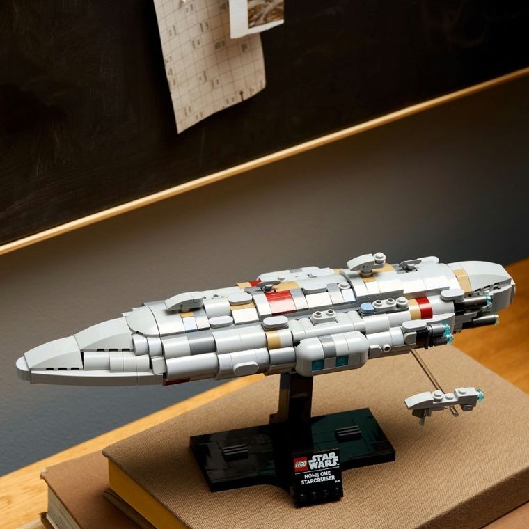 LEGO Star Wars, Nava de croaziera stelara Home One, 75405
