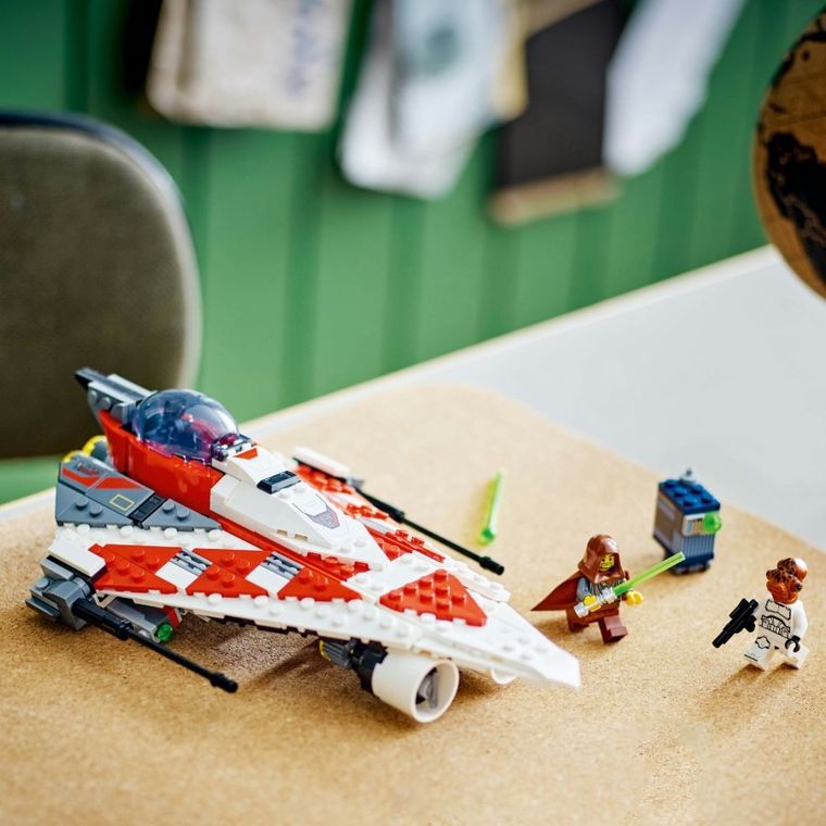 LEGO Star Wars, Nava stelara a lui Jedi Bob, 75388