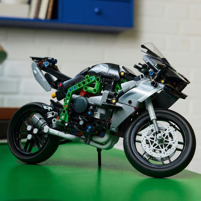 LEGO Technic, Motocicleta Kawasaki Ninja H2R, 42170