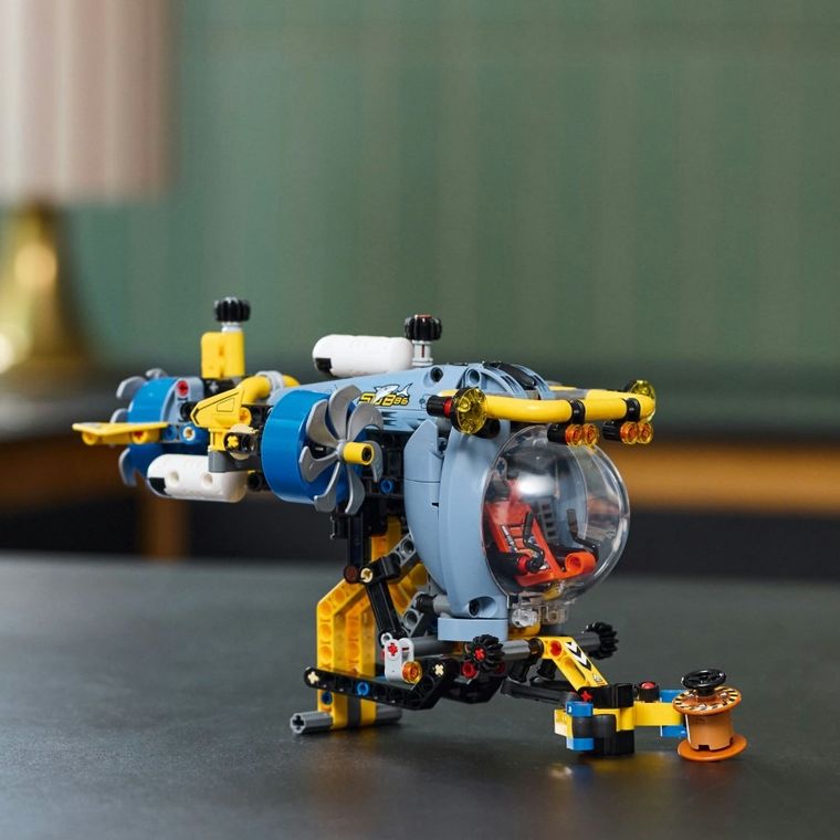 LEGO Technic, Submarin de cercetare la mare adancime, 42201