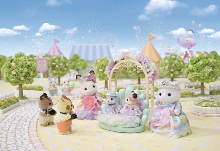 Sylvanian Families, Printese cu tinute inflorate, set de figurine, 5809