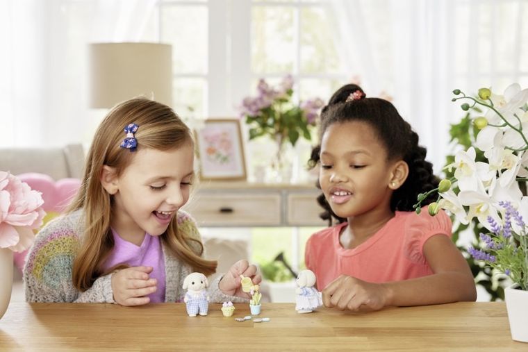 Sylvanian Families, Set de flori cu figurine, 5736