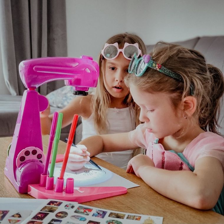 Lisciani, Disney Princess, scoala de desen cu proiector, set creativ