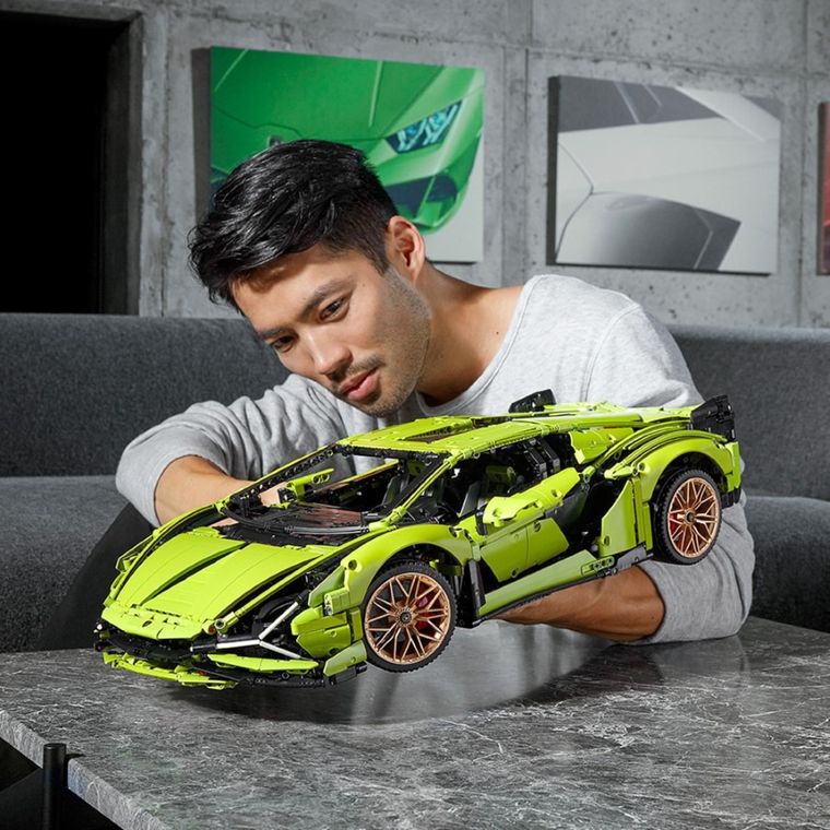 LEGO Technic, Lamborghini Sián FKP 37, 42115 - smyk.ro