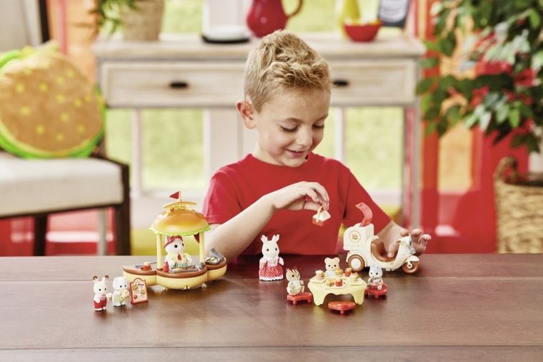 Sylvanian Families, Restaurant mobil cu hamburgeri, 5757
