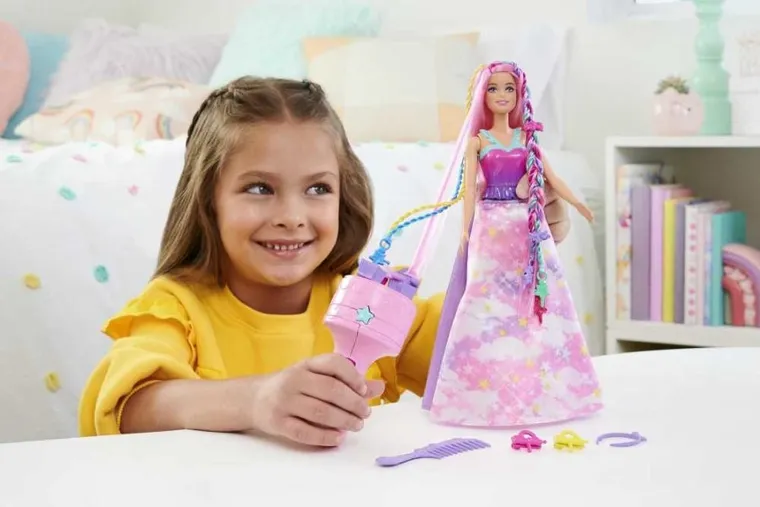 Barbie Dreamtopia, Curly Hair, papusa printesa cu accesorii