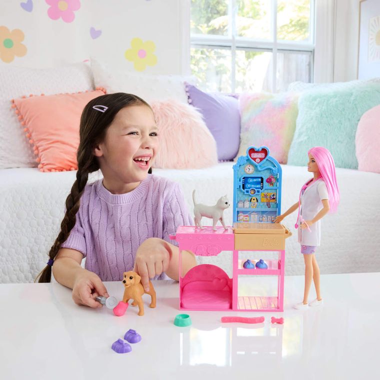 Barbie, Fast Cast Veterinarian Clinic, set de joaca cu papusa