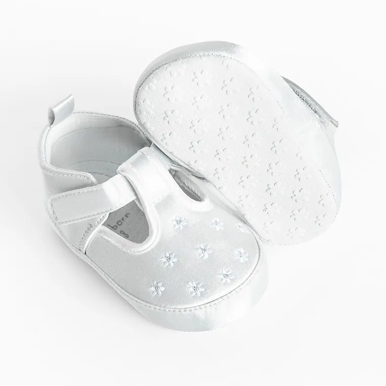 Cool Club, Botosei pentru fete, alb