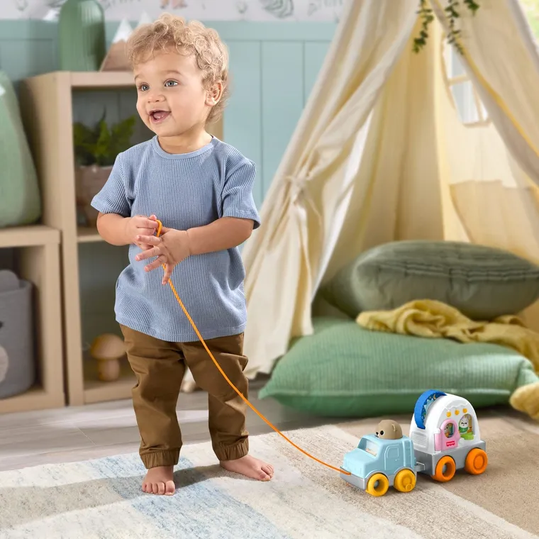 Fisher-Price, Friendship Forest, Pull-along Camper, jucarie pentru bebelusi