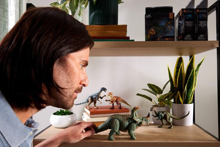 Jurassic World, Hammond Collection, Sinoceratops, figurina dinozaur